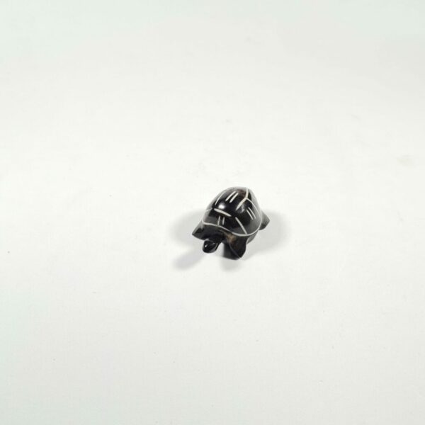 Petite Tortue en corne de zebu 3cm