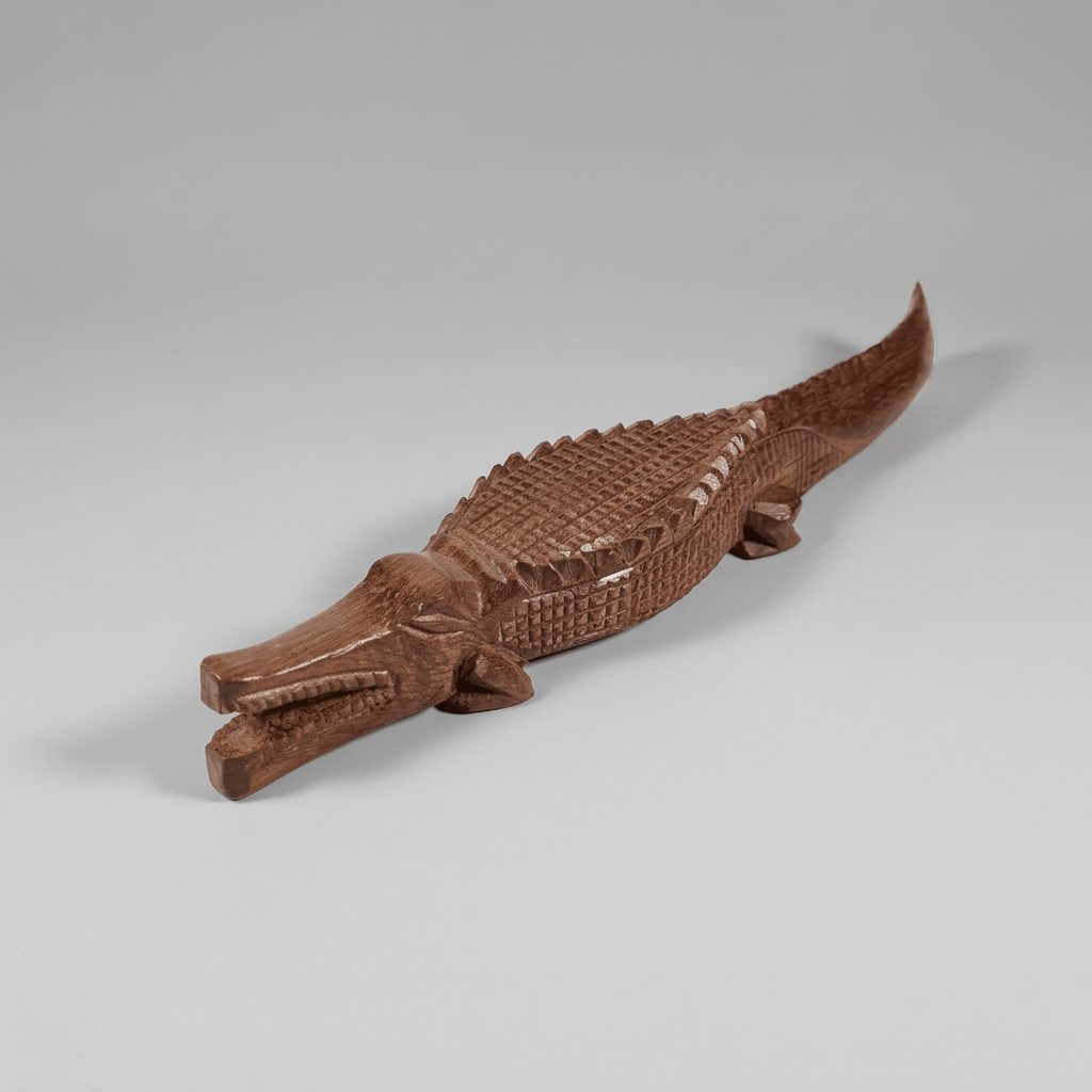 Figurine Crocodile en Bois Sculpté Main, Décoration Artisanale Ethnique - 20cm